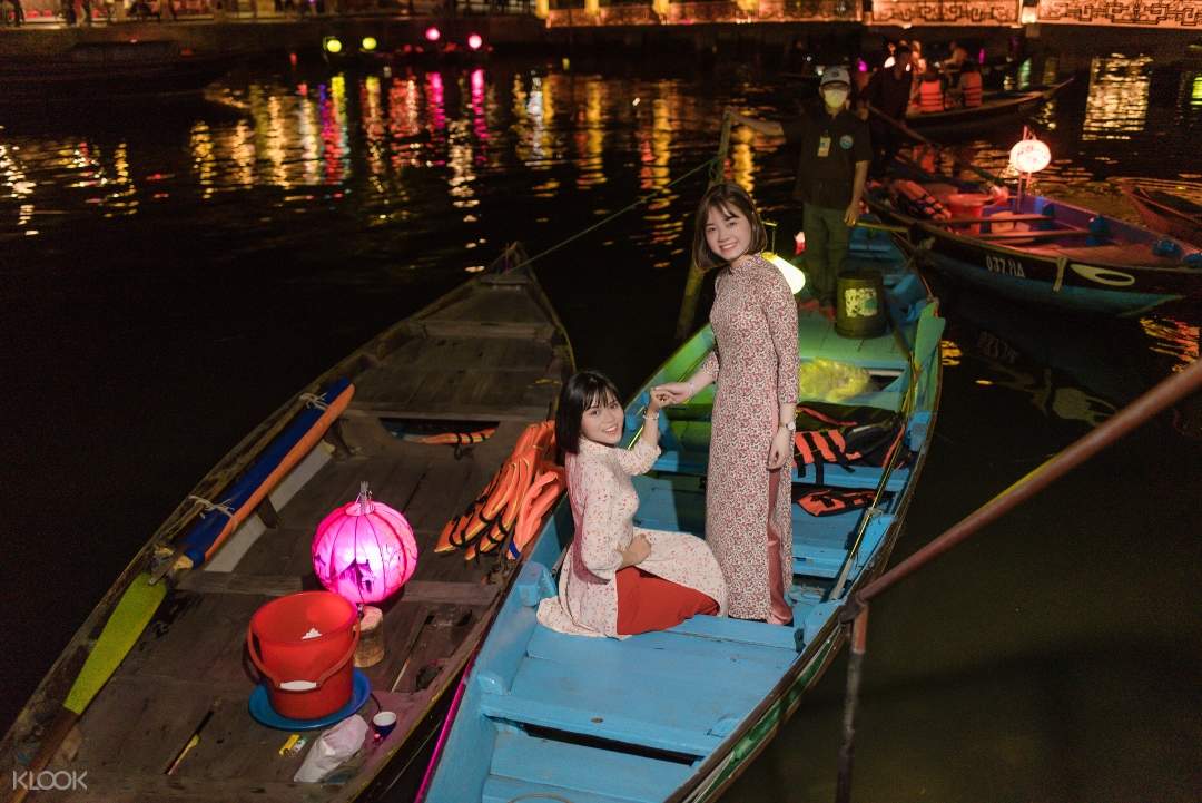 Up to 10 Off Boat Ride Ticket and Release Lantern at Hoai river in